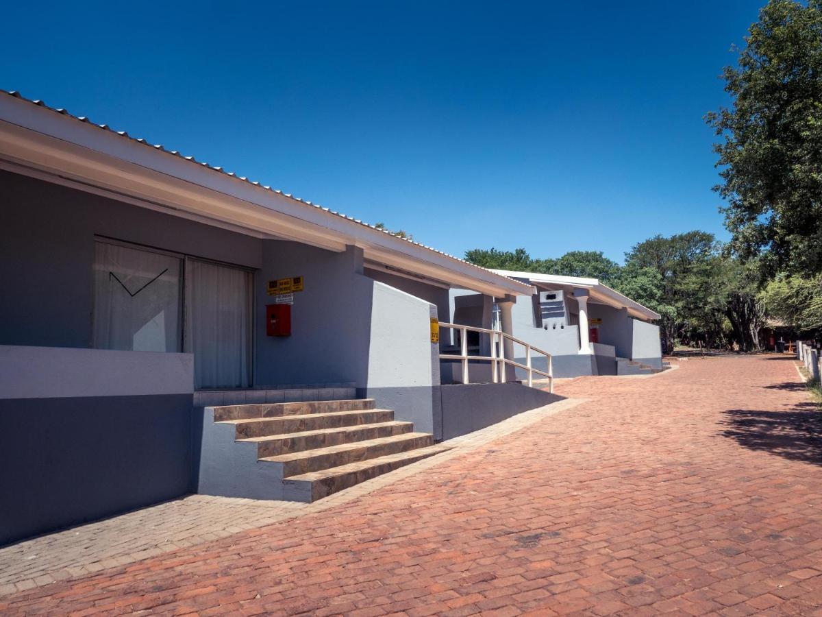 Hartbeespoort Holiday Resort Exterior photo